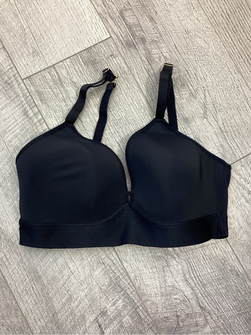 Lively Wireless Black Bra Size 36D